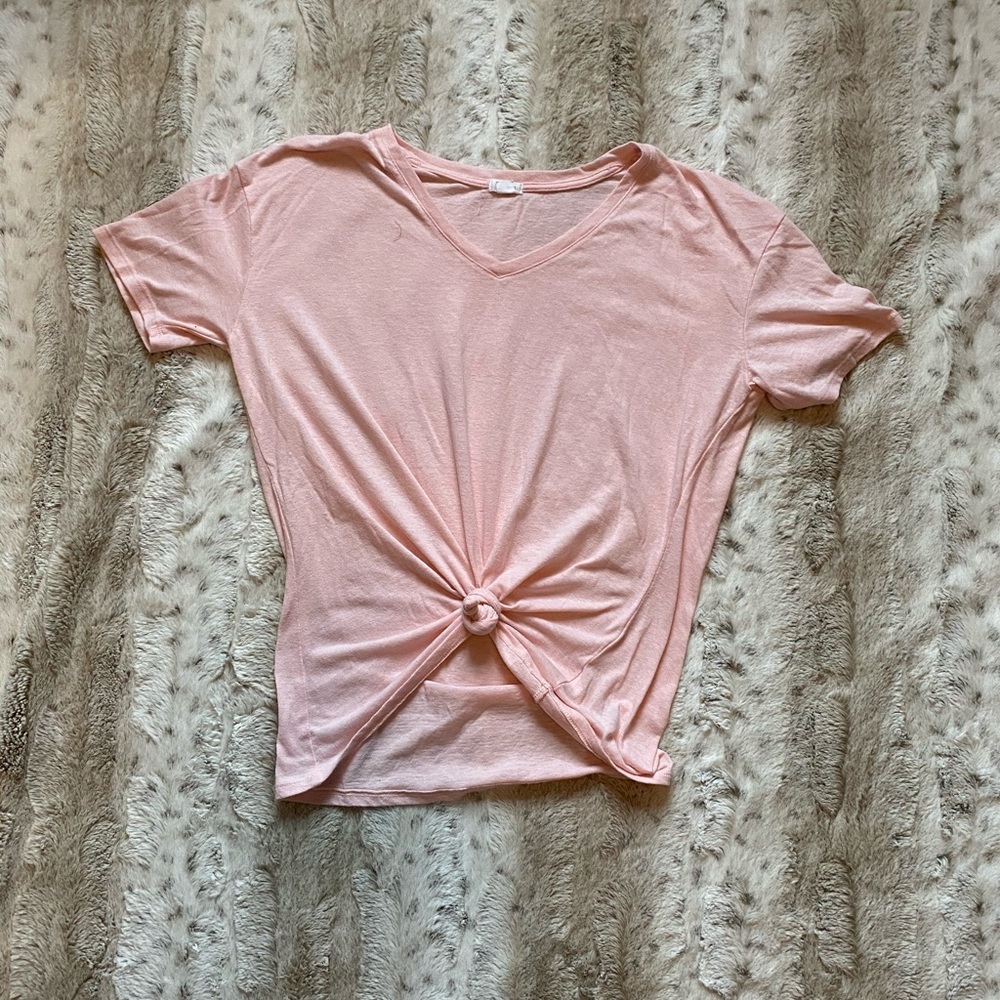 Women’s V-Neck Short-Sleeve